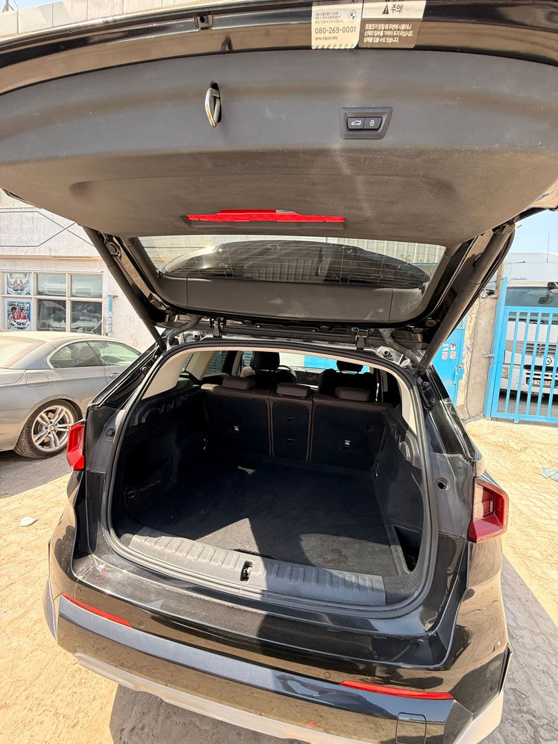 Bmw U11 X1 2.0i 2024 imported of Korea in clean condition Run&drive