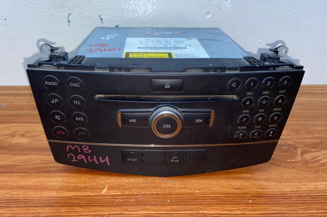 Mercedes-Benz Head Unit CD Player A2048700296 C-Class W204 OEM Radio Audio