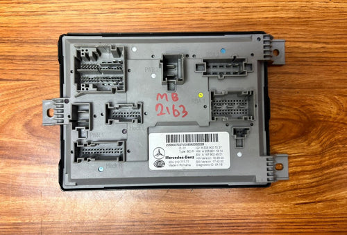 Mercedes-Benz Rear SAM Control Unit A2059007037 C-Class W205 OEM