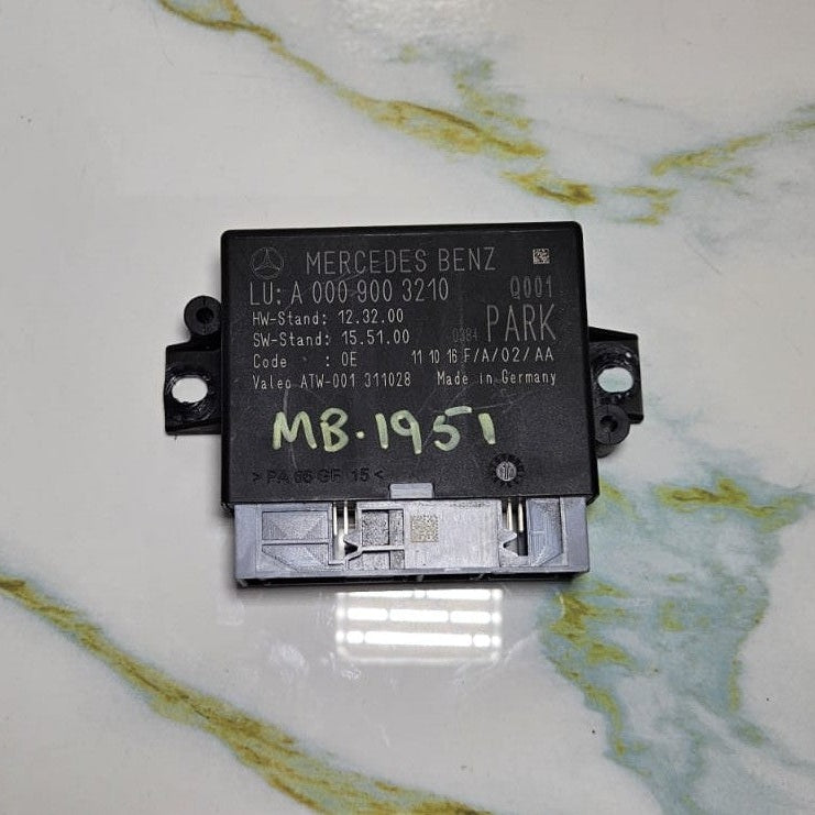 Mercedes-Benz W166 GLS550 Parking Distance Assist PDC Module A000 9003210 OEM