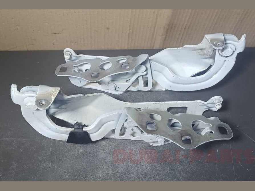 2015-2020 MERCEDES-BENZ C-CLASS W205 DRIVER/PASSENGER LEFT/RIGHT HOOD HINGE BRACKET WHITE SET