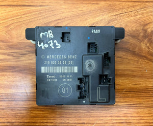2010 Mercedes-Benz CLS63 AMG Door Control Unit A2198203526 W219 CLS-Class OEM