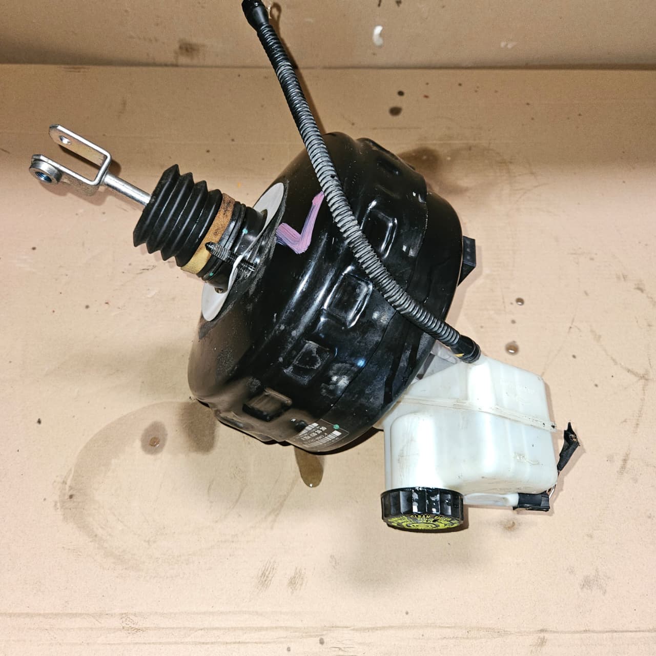 Mercedes-Benz C-Class Brake Booster A2044303630 W204 OEM