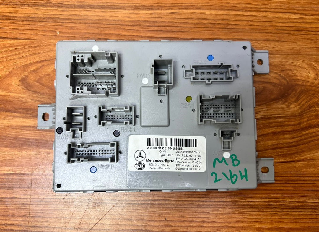 Mercedes-Benz Rear Comfort SAM Body Control Module A2229005914 C-Class W205 OEM