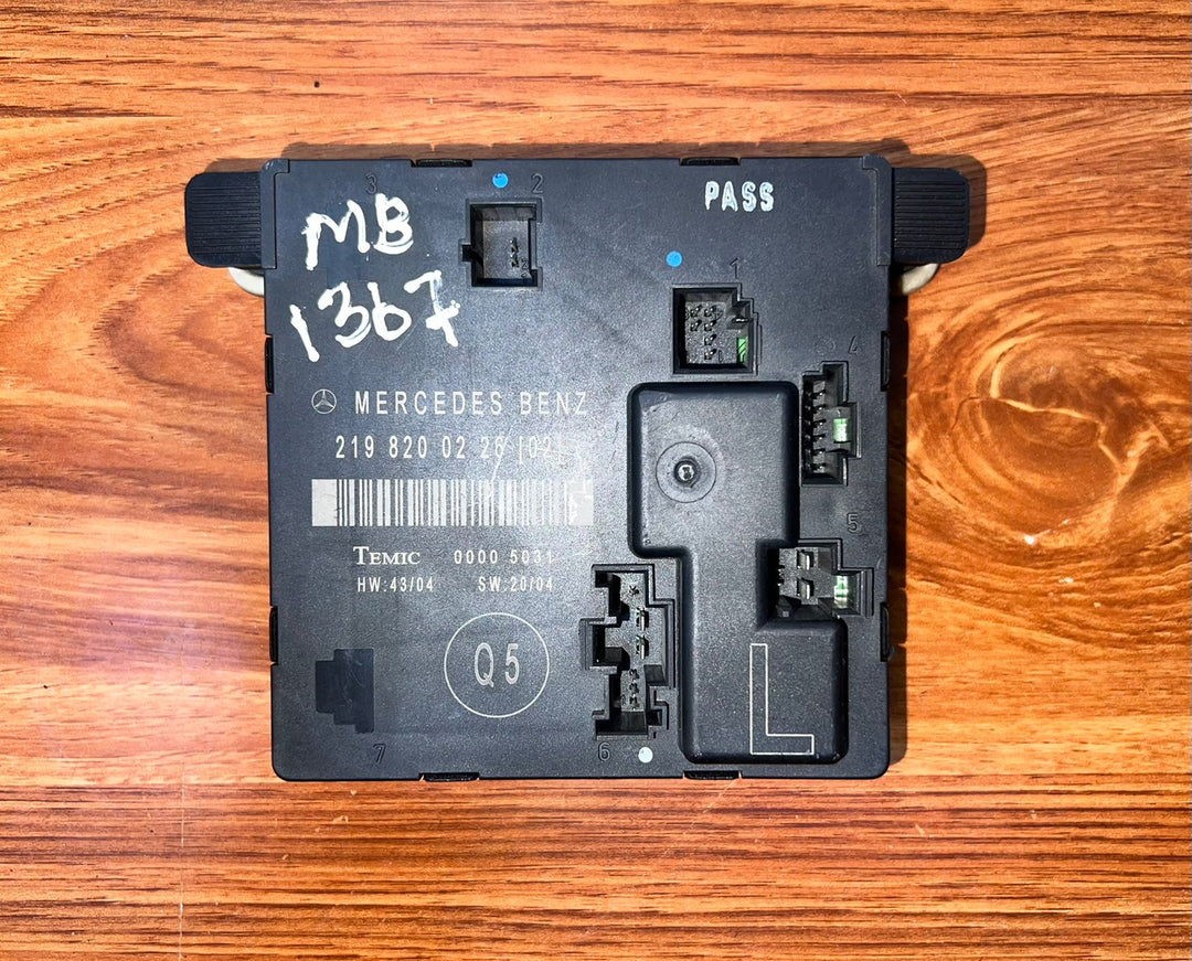 2006 Mercedes-Benz CLS500 Rear Left Door Control Unit A2198200226 W219 CLS-Class OEM