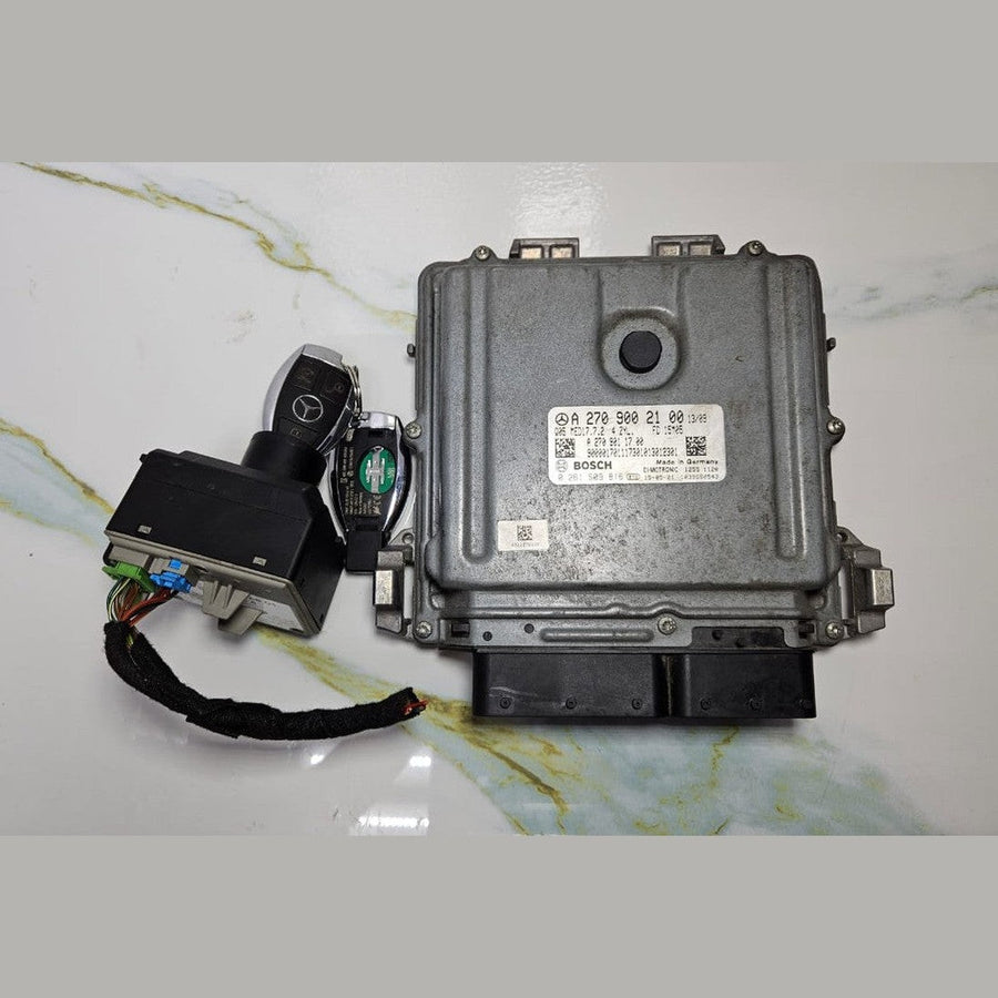 Mercedes GLA ECU Engine Control Module Ignition Key Switch Set A270 9002100 OEM