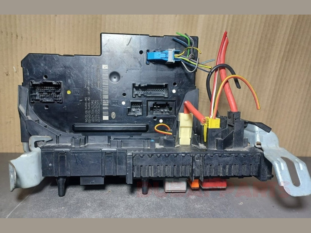 2010-2015 Mercedes-Benz W212 E350 Rear Fuse Junction Box SAM Relay Control Module A212 9004901 OEM