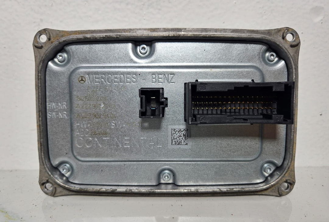 15-20 Mercedes W222 S-Class S400 S550 Headlight Ballast Control Module A222 9004505 OEM