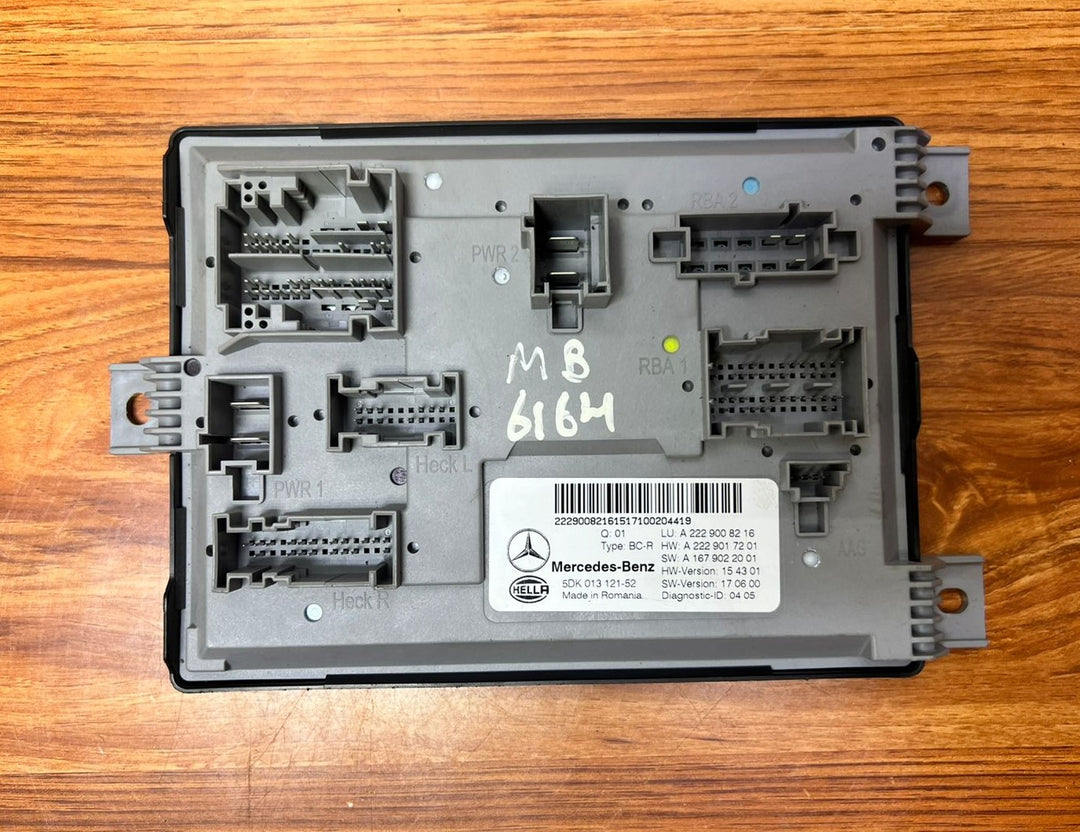 Mercedes-Benz S-Class Rear Signal Activation Module A2229008216 W222 OEM