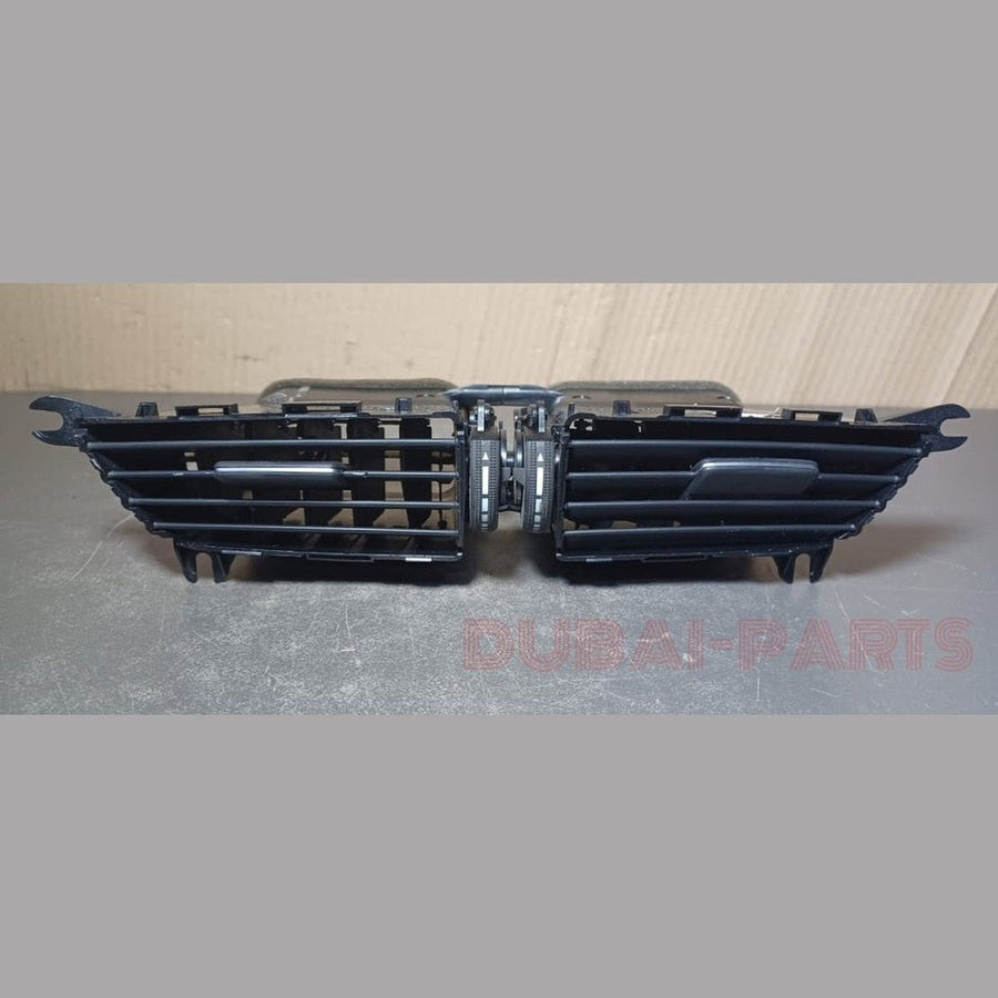 2012-2014 Mercedes-Benz C-Class W204 C300 C350 Front Center Dash Air Vent AC A/C Heater Trim A204 8306054