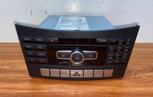 Mercedes-Benz Head Unit CD Player A2129006823 E-Class W212 OEM Radio Audio