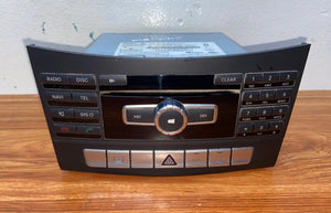 Mercedes-Benz Head Unit CD Player A2129008428 E-Class W212 OEM Radio Audio