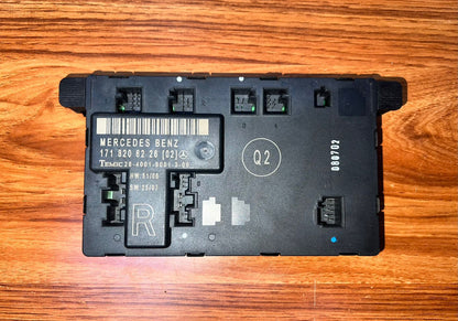 2009-2011 Mercedes-Benz SLK300 Door Control Module A1718206226 R171 SLK-Class OEM