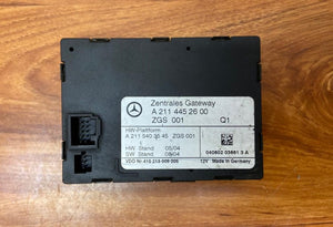 2003-2009 Mercedes-Benz E-Class Gateway Control Module A2114452600 W211 OEM