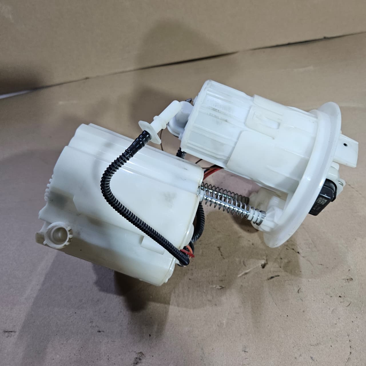 2021-2023 Mercedes-Benz S450L Fuel Pump Assembly A2234703301 W223 S-Class S580