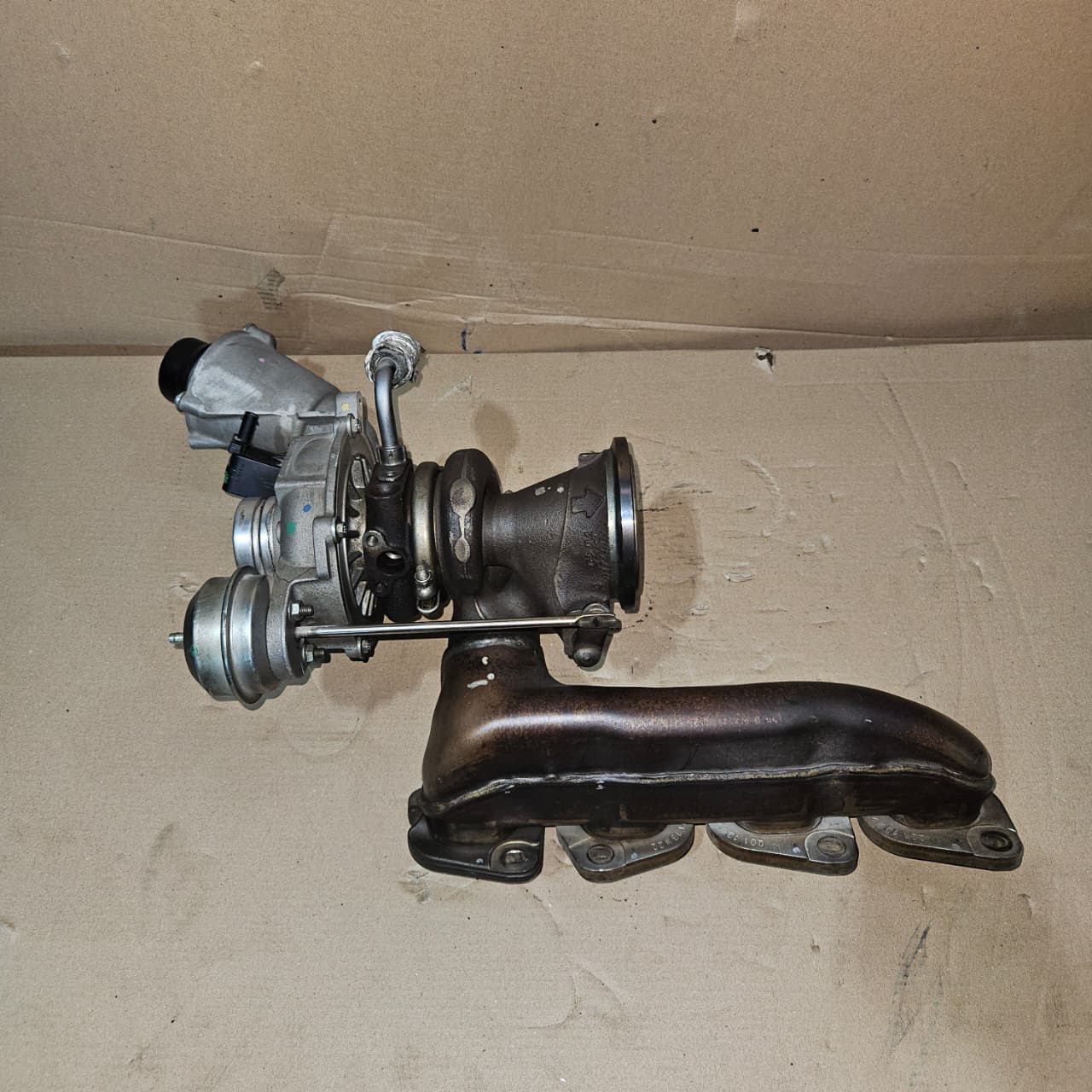 2016-2019 Mercedes-Benz E300 Turbocharger A2740902380 C300 E300 GLC300 OEM