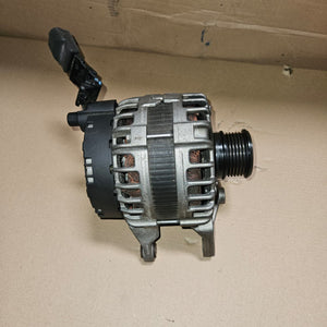 2015-2018 Mercedes-Benz C300 Alternator A0009067703 W205 C300 C253 GLC350 OEM