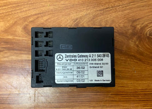 2003-2006 Mercedes-Benz E320 Central Gateway Control Module A2115402945 W211 OEM