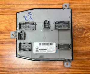 Mercedes-Benz E-Class W213 W238 Front SAM Control Module A2139005223 OEM