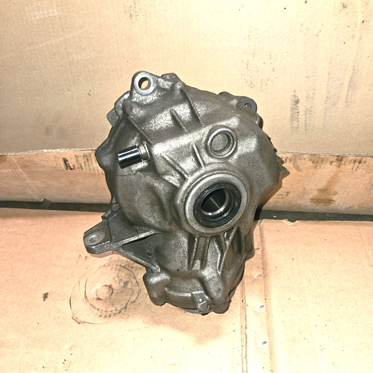 2015-2017 Mercedes-Benz CLS400 Front Differential Carrier 2213301602 E350, GLK