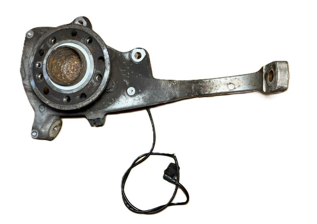 Mercedes-Benz W205 C-Class C300 C250 Front Right 2014-18 Knuckle Spindle Hub Carrier OEM