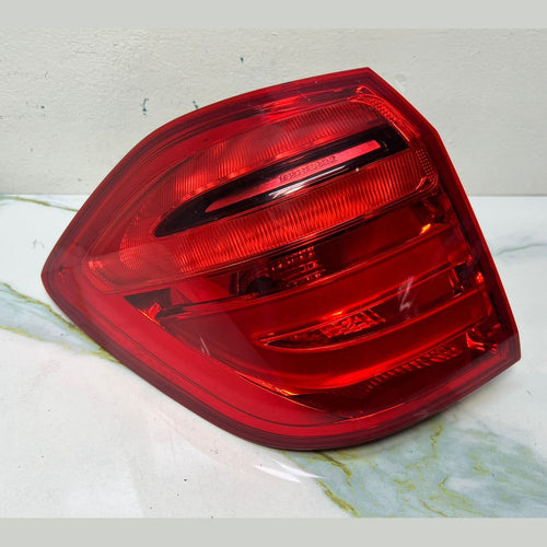 Mercedes W166 GL350 Rear Left Side LED Tail Light Brake Stop Lamp A166 9067301