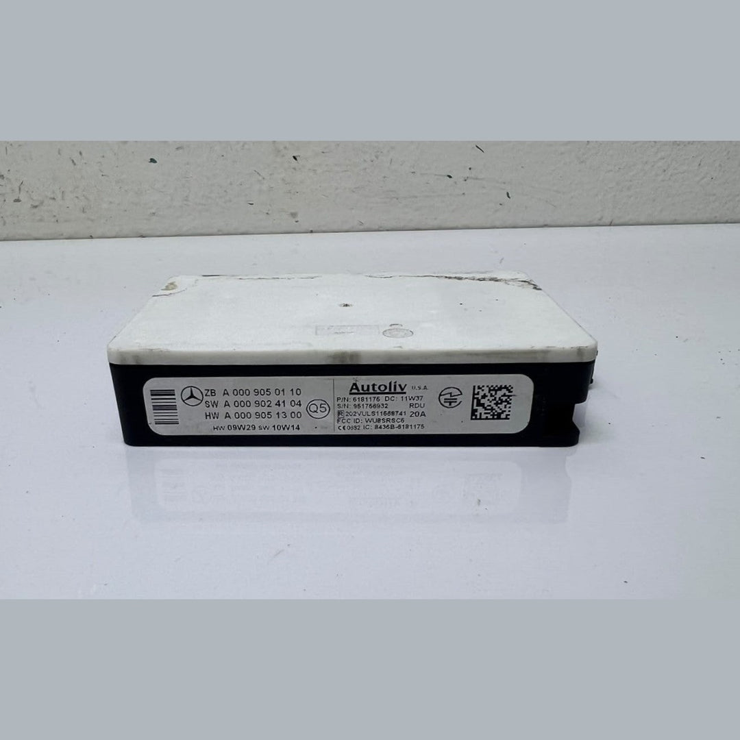 Mercedes-Benz W212 W221 Blind Spot Radar Sensor A0009050110 Genuine OEM