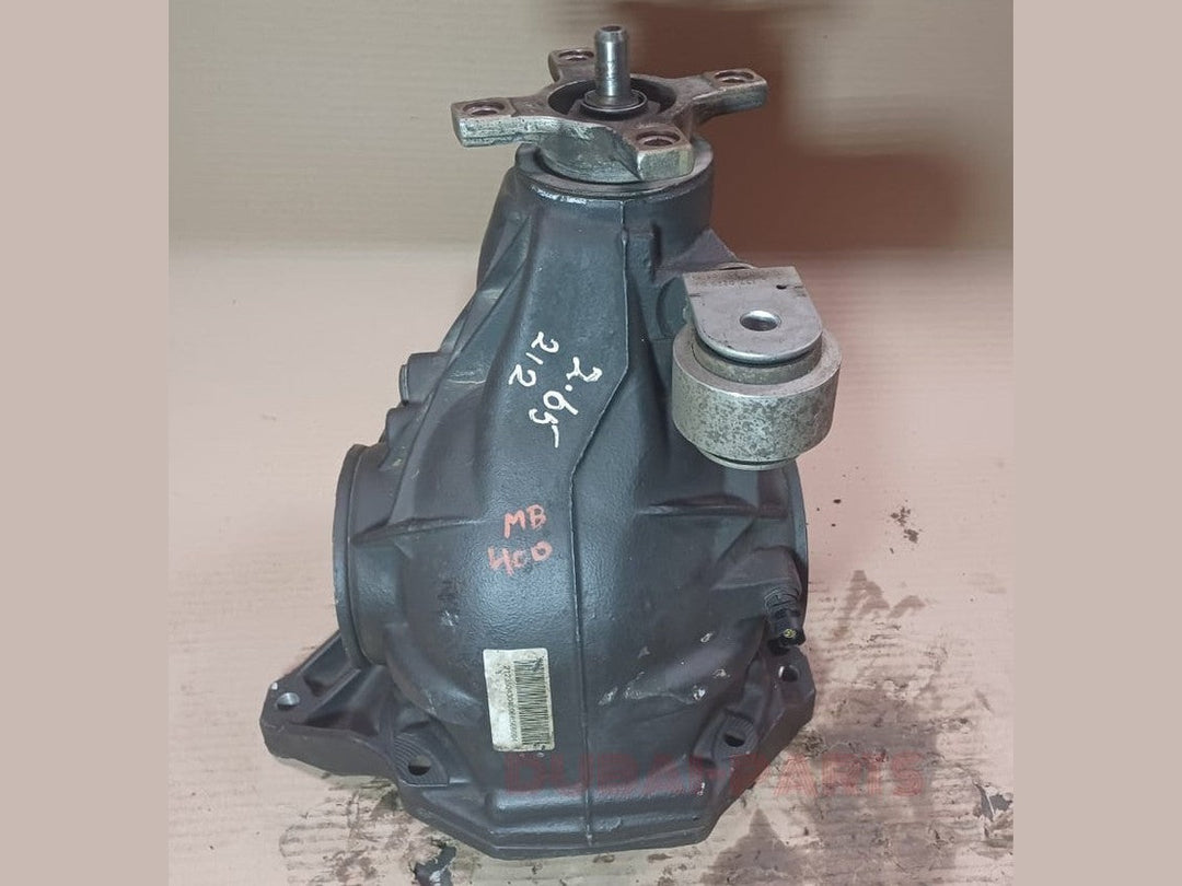 2008-2014 Mercedes-Benz W212 E-Class Rear Differential Diff Axle Carrier A212 3504304 Gear Ratio 2.65