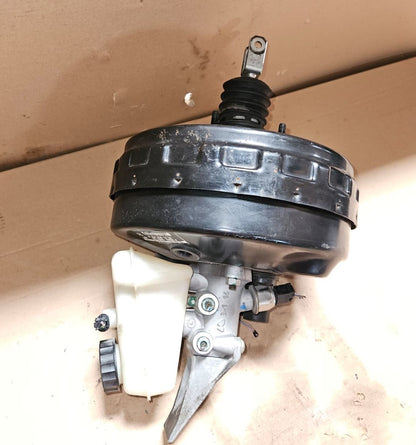 Mercedes-Benz ML320 CDI Brake Booster A1644301430 W164 M-Class OEM