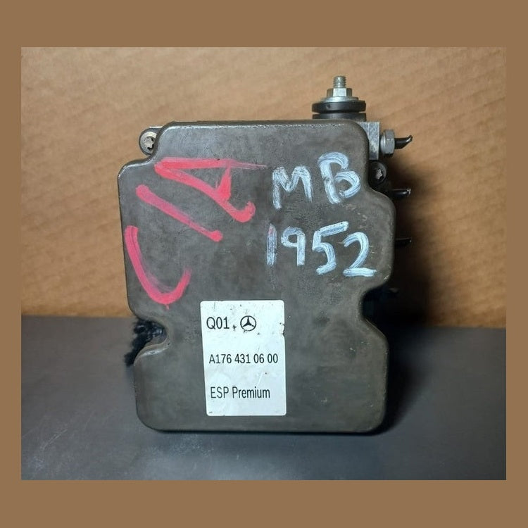 2012-2015 Mercedes Benz W176 CLA ABS Unit Brake Pump A176 4310600 OEM