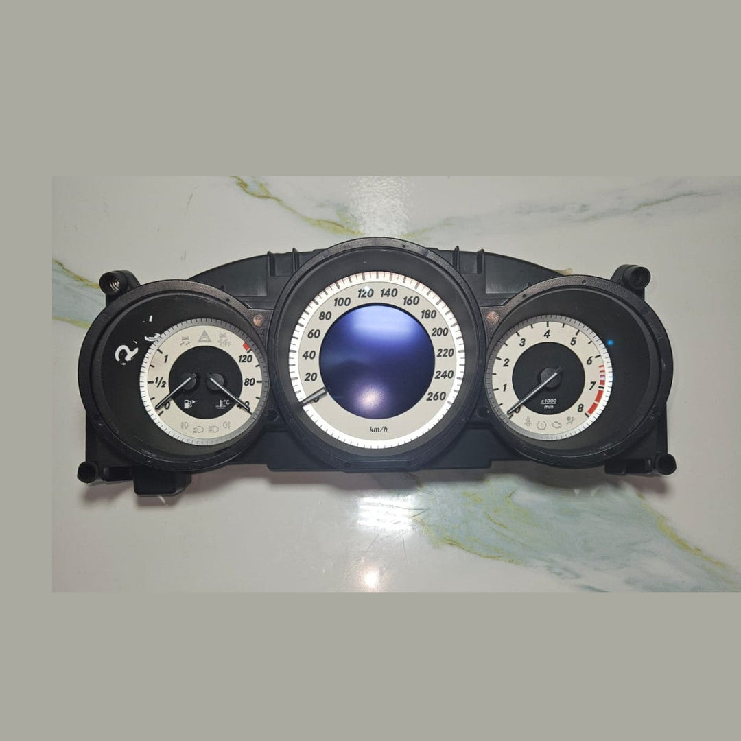 10-14 Mercedes-Benz W218 CLS Instrument Cluster Speedometer A218 9006501 OEM