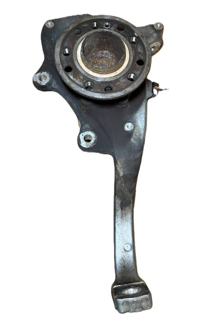 Mercedes-Benz W205 C-Class C300 C250 Front Left 2014-18 Knuckle Spindle Hub Carrier OEM