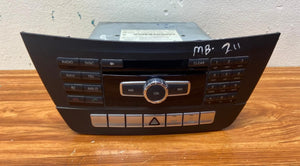 Mercedes-Benz Head Unit CD Player A2049009510 C-Class W204 OEM Radio Audio