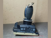 2017 MERCEDES-BENZ W205 C-CLASS IGNITION START STOP SWITCH MODULE BUTTON WITH KEY OEM