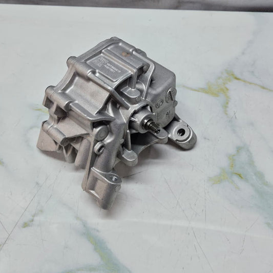 Oil Pump Engine Oil Pump Genuine BMW 7612772 N63,B44 5 Series,550i,750i,7 Series