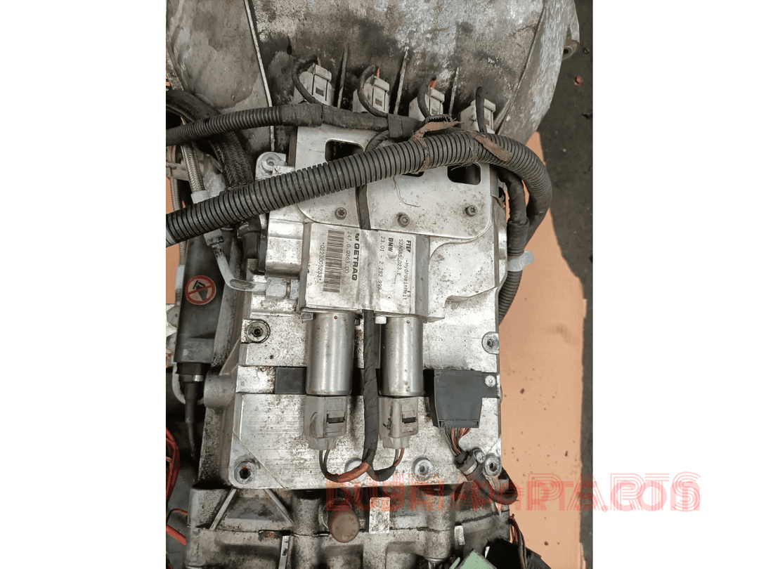 M5 V10 E60 Gearbox With Clutches Pallet