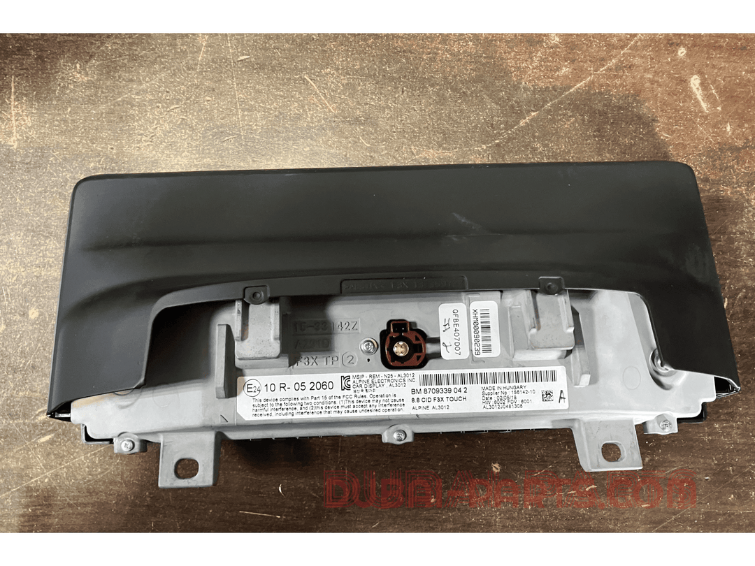 BMW F30 320i LCD Display Touch Genuine Product used