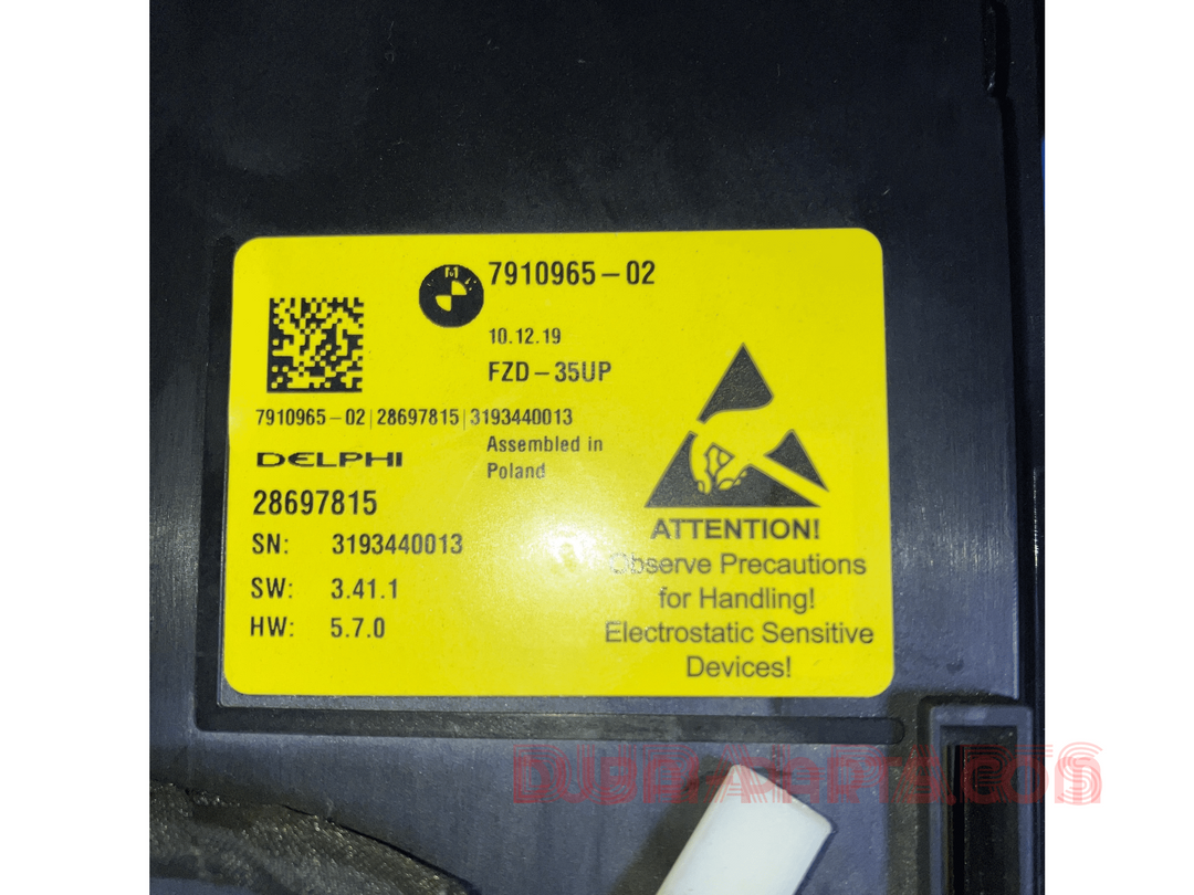 BMW-G20,G21,G22,G26,G30,G31-7910965- 5A3C989-Roof Functional Center Genuine Brand used item