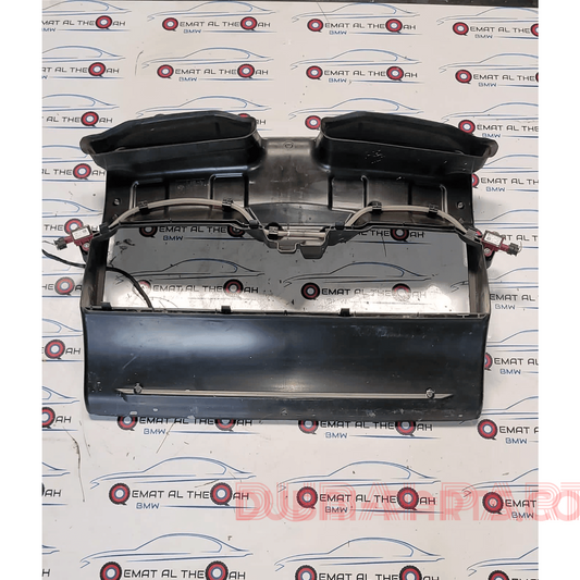 7355434 i8 Air duct 2015