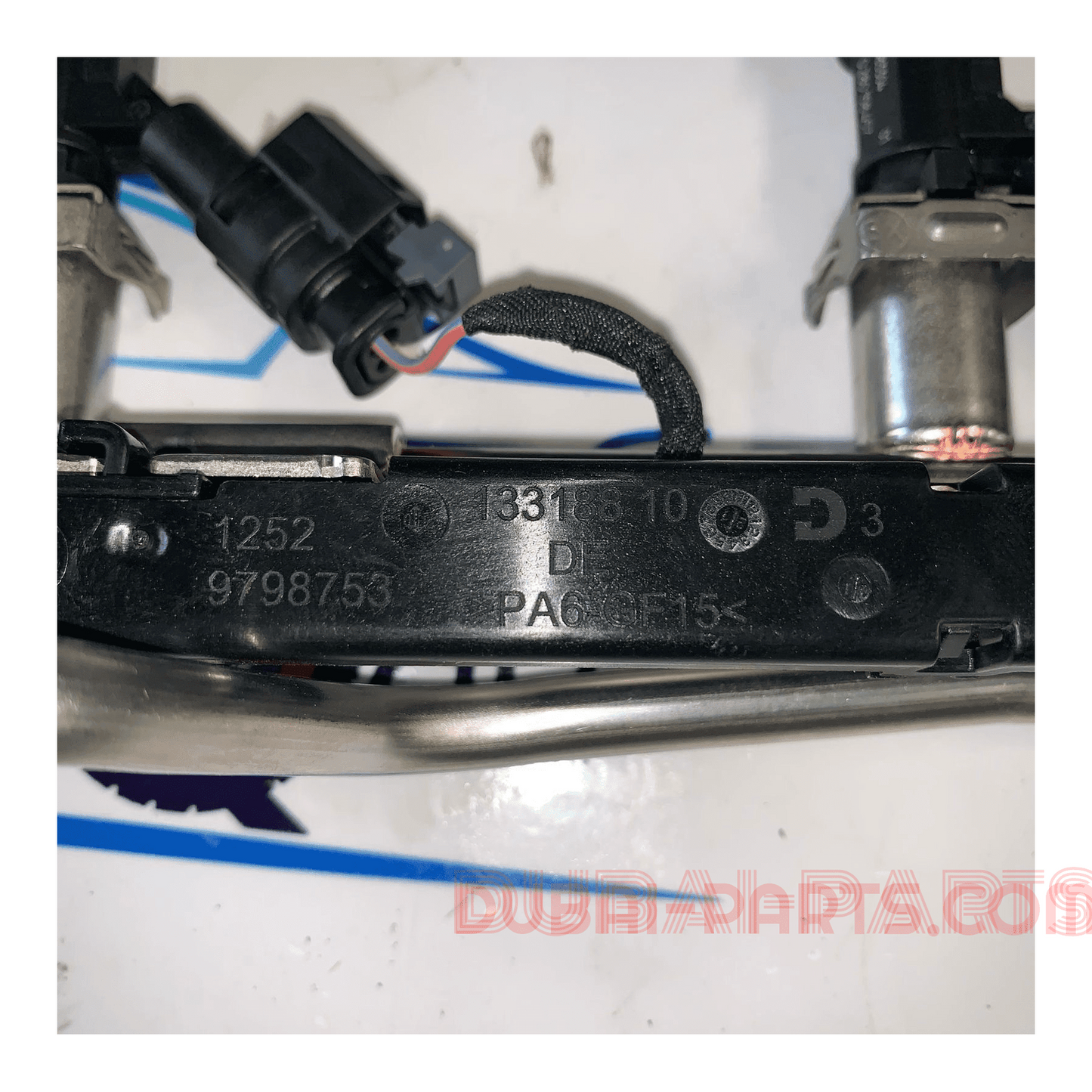 BMW B48 8489600 Fuel injector rail with injectors Genuine Product used
