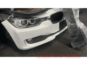 Bmw 320D 2012 F30 xenon front end with fender and hood