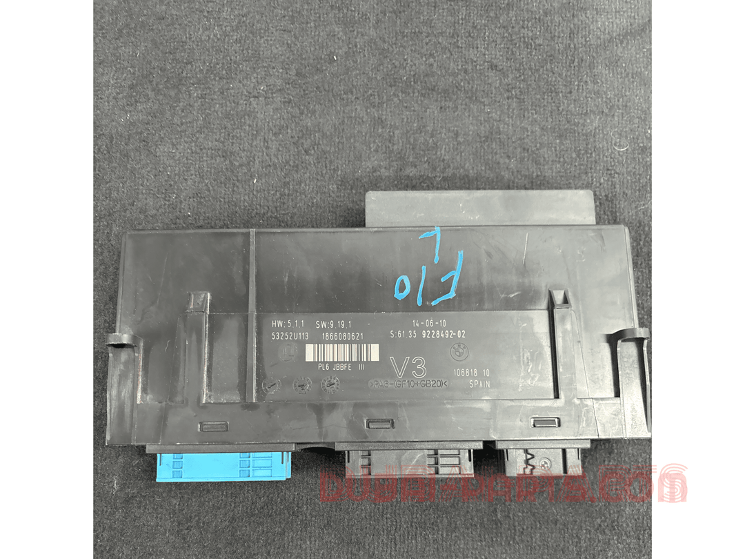 BMW-F10,528i-9228492 V3 junction box Genuine Product used item