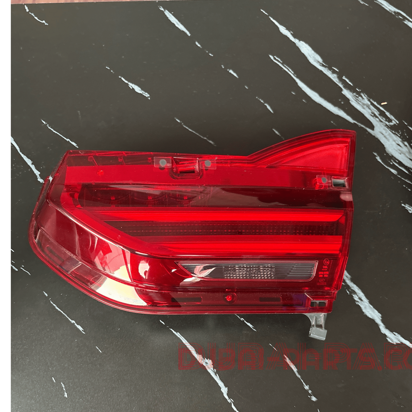 G12 2017 reverse lamp Right side