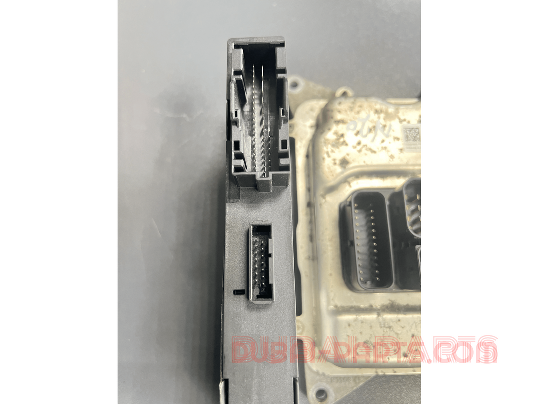 BMW X1 20iX  N20 E84 2012 ENGINE CONTROL ECU KIT 7639375