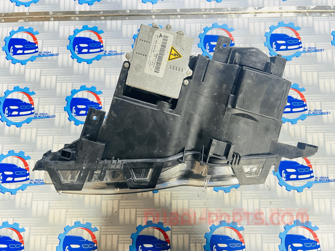 Bmw 3 series E46 right side xenon headlight 6910972 Genuine Product used