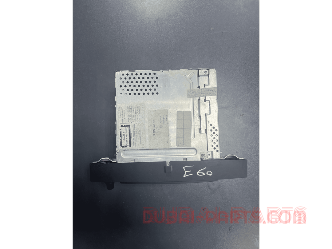 BMW E60 E61 NAVIGATION RADIO CD DVD 6583 6953775 Genuine Product used item