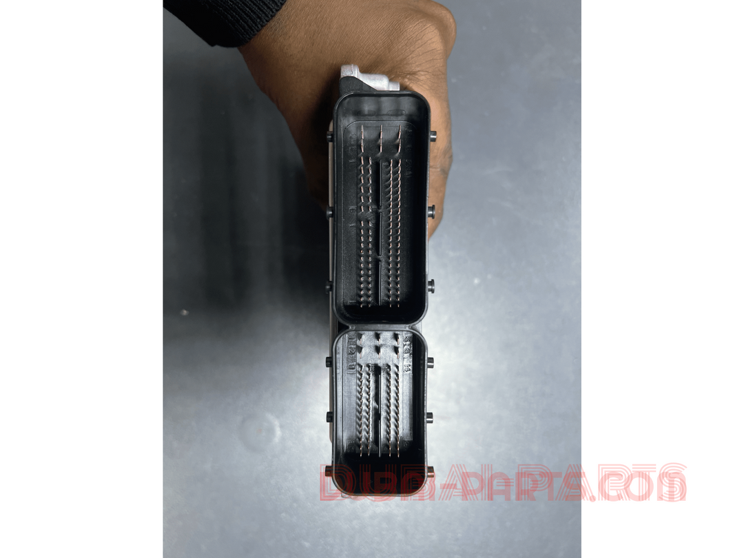BMW 116i E87 E81 316i E90 2006 - 2011 engine conttrol ecu module 7591162