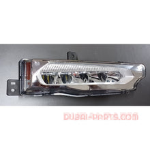 7412528 BMW Front fog Light Right Side ,G01,G02, Genuine product Brand new