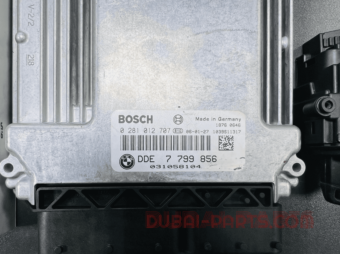 BMW 530d M57N2 E60 2006 ENGINE CONTROL ECU UNIT SET 7799856