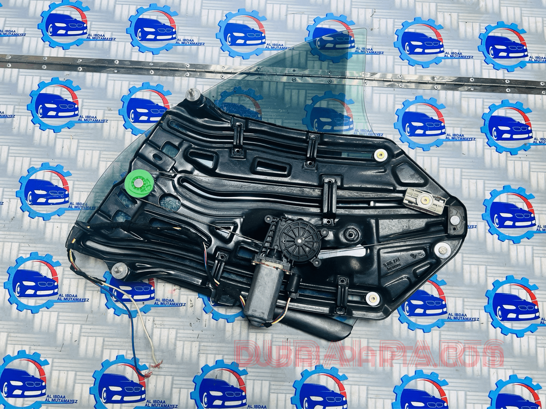 BMW M3 E46 2002 REAR RIGHT WINDOW REGULATOR AND MIRROR 8215274